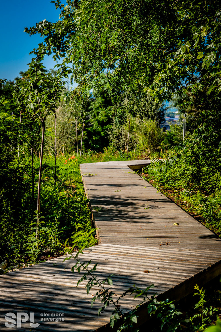 Carta - Reichen et Robert Associates - Le nouveau parc Saint-Jean à Clermont-Ferrand 